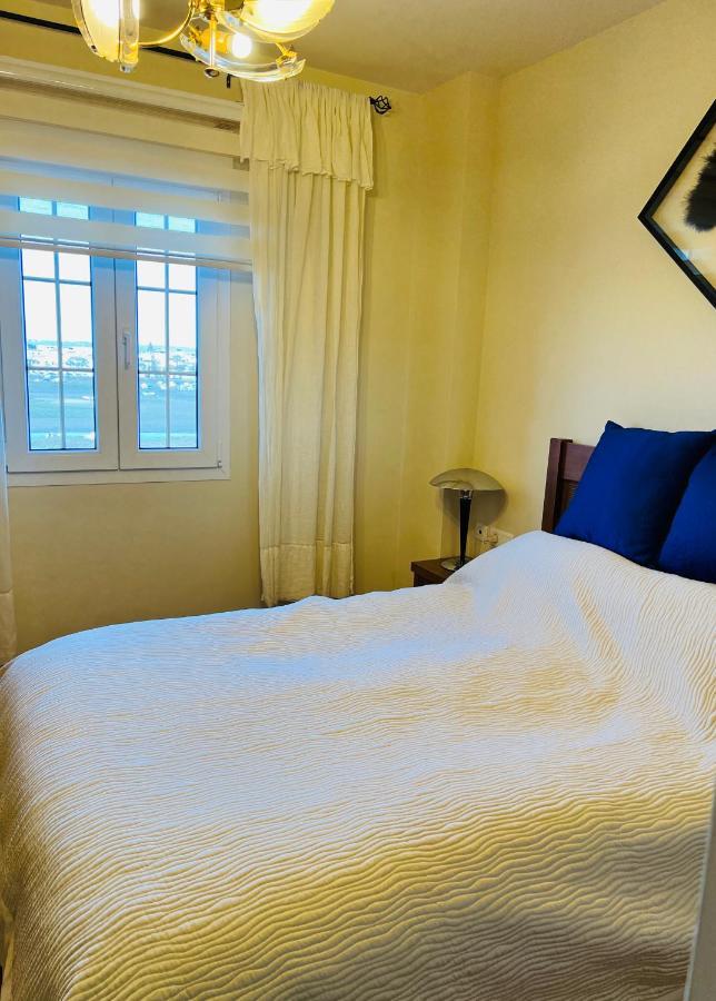 Marina II Apartment Уелва Екстериор снимка